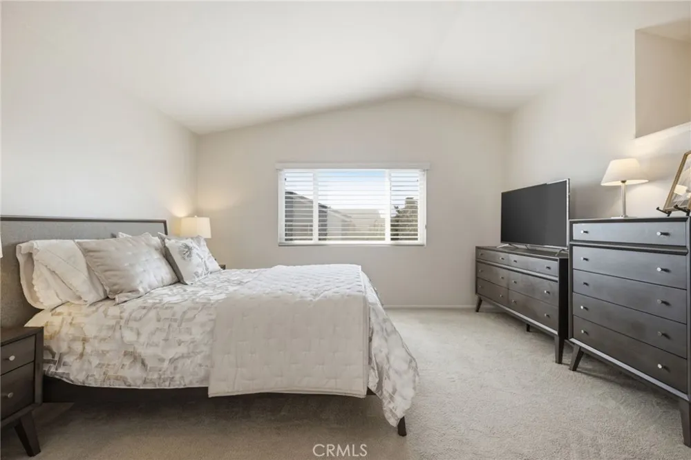 5 Wadsworth Irvine, CA 92620