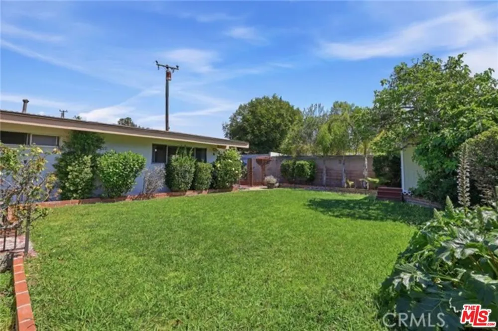 6732 Wooster Avenue Los Angeles, CA 90056