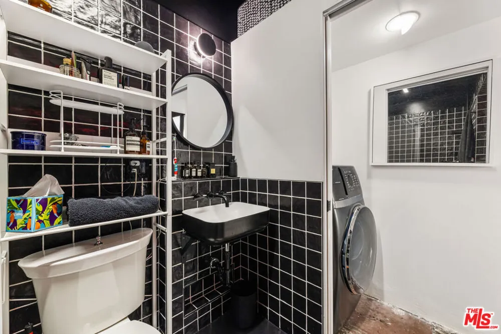 215 W 7th Street #407 Los Angeles, CA 90014