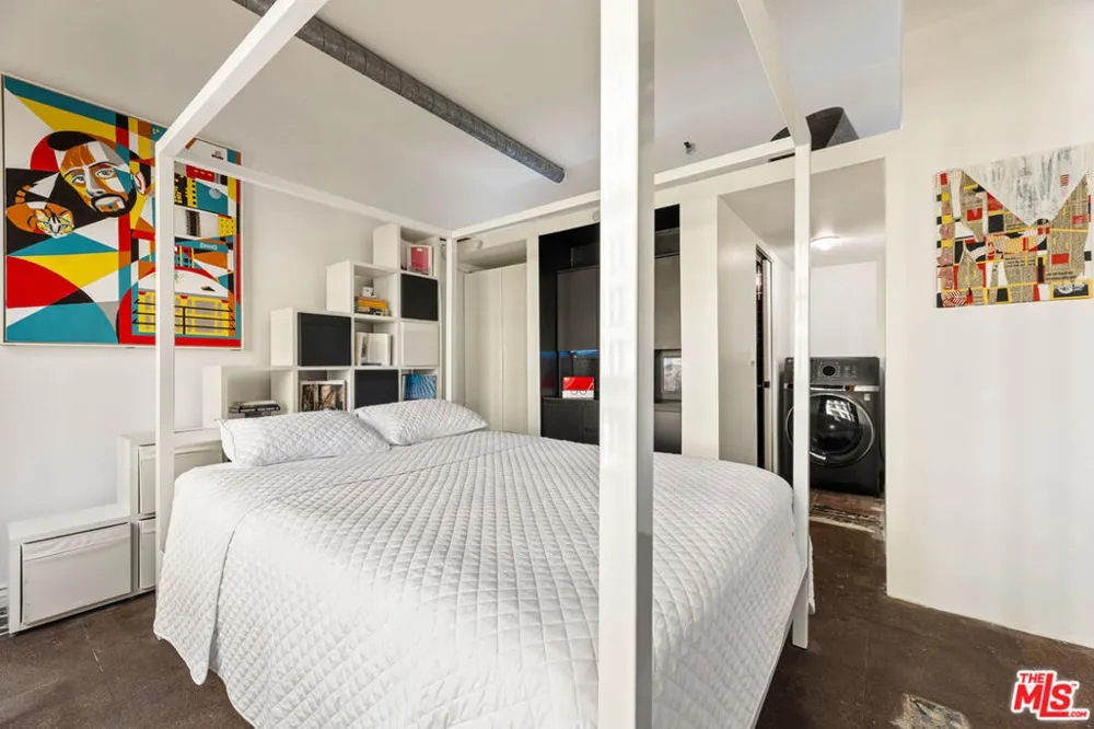 215 W 7th Street #407 Los Angeles, CA 90014