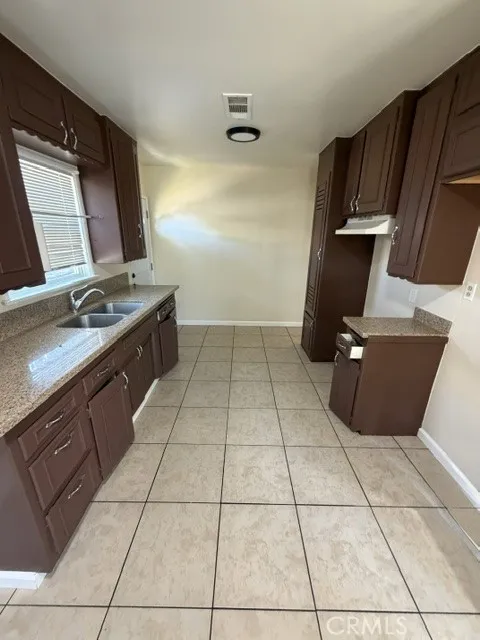 3362 Wisconsin South Gate, CA 90280