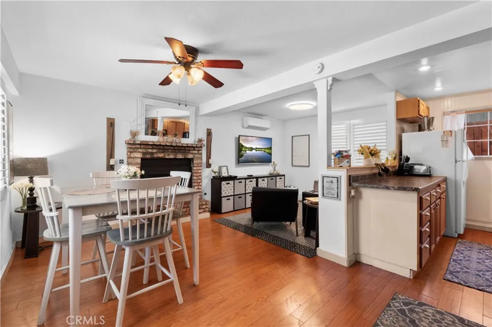 1869 Outer Hwy 2 S Wrightwood, CA 92397
