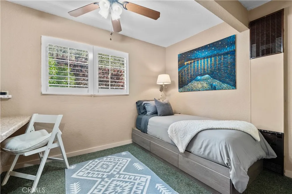1869 Outer Hwy 2 S Wrightwood, CA 92397