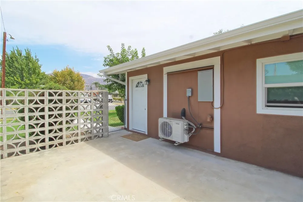 26973 Stratford Street #B Highland, CA 92346