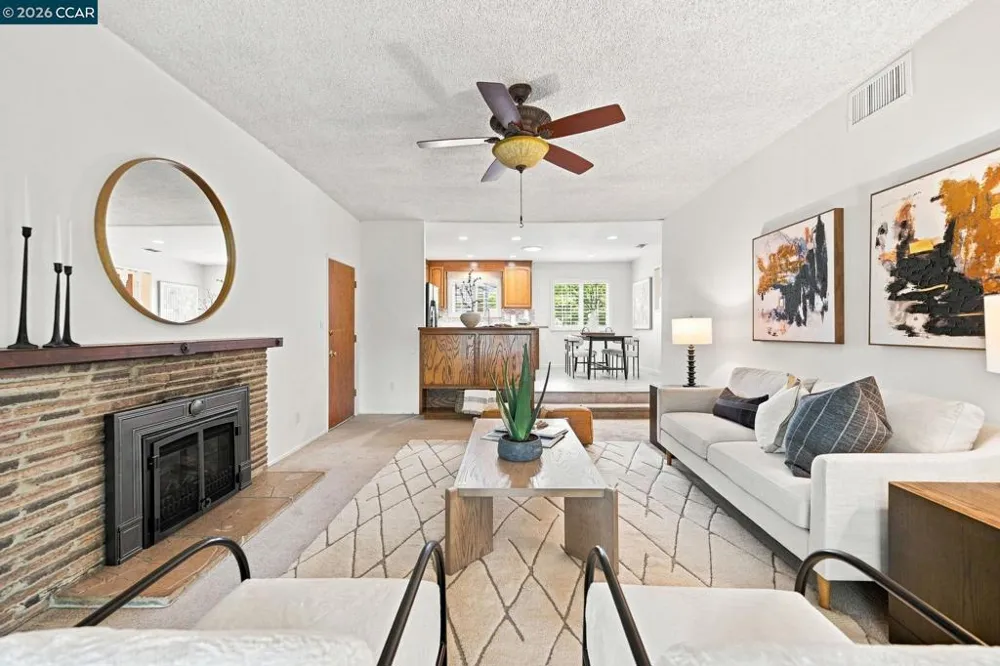 1624 Lynwood Dr Concord, CA 94521