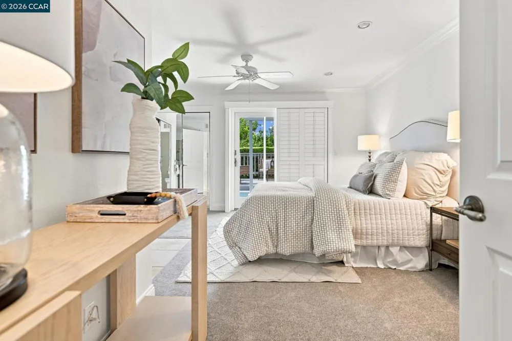 1624 Lynwood Dr Concord, CA 94521