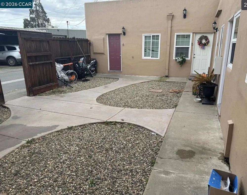 416 1/2 School St Lodi, CA 95240