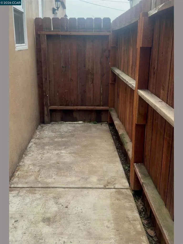 416 1/2 School St Lodi, CA 95240