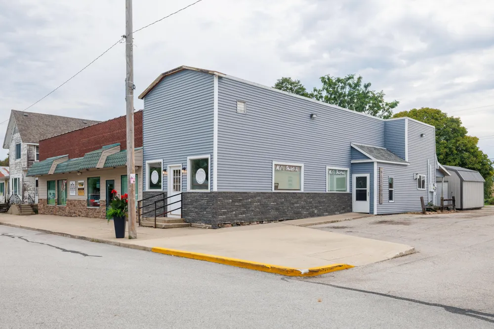 215 E State Street Morocco, IN 47963
