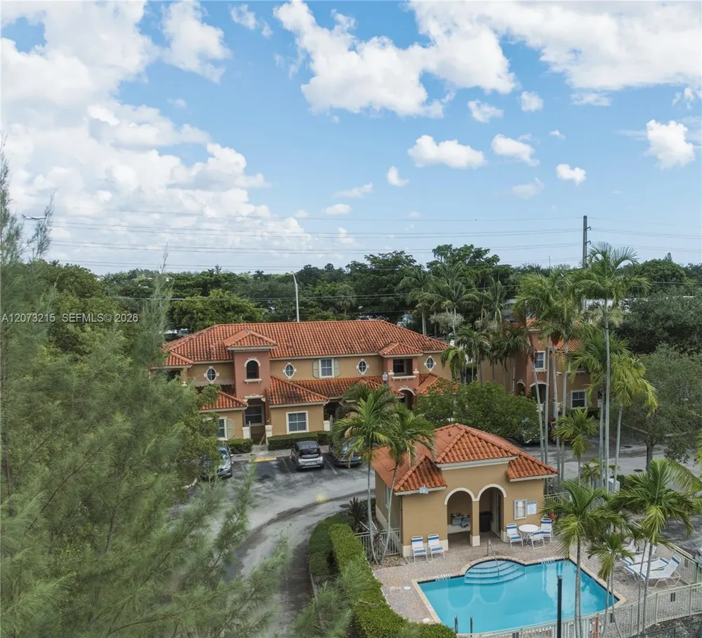 4965 W White Mangrove Way W #102-1 Dania Beach, FL 33312