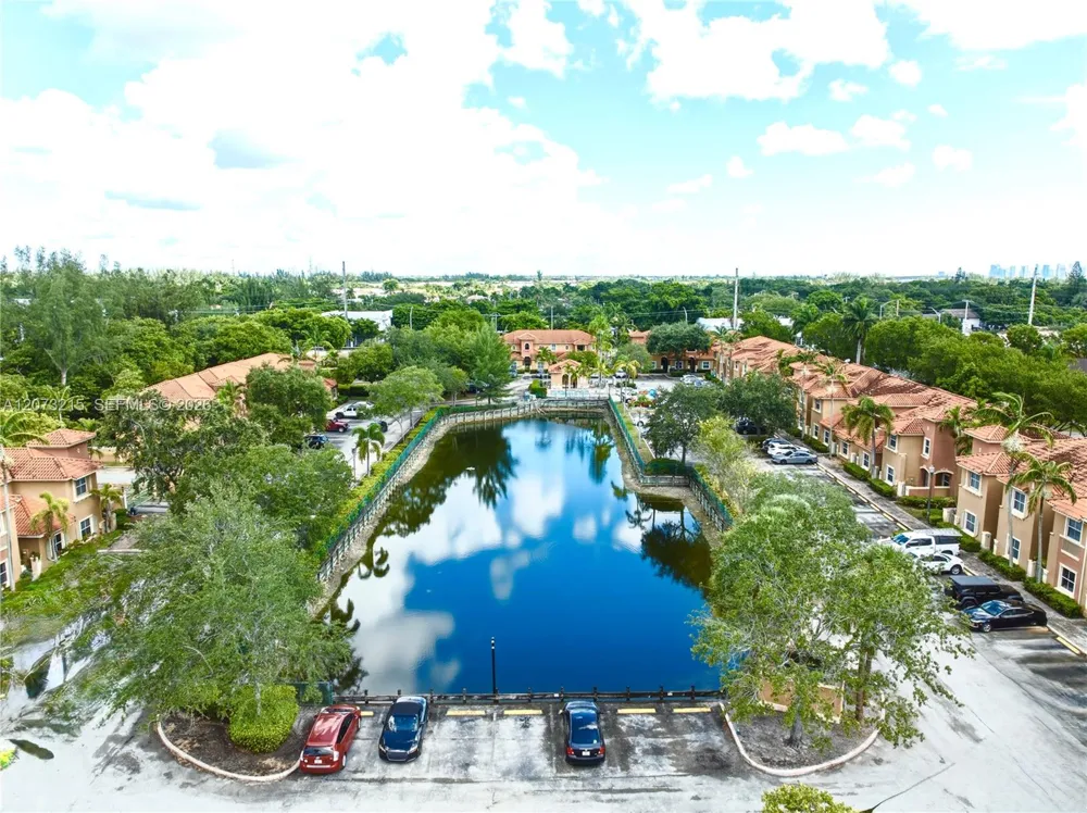 4965 W White Mangrove Way W #102-1 Dania Beach, FL 33312