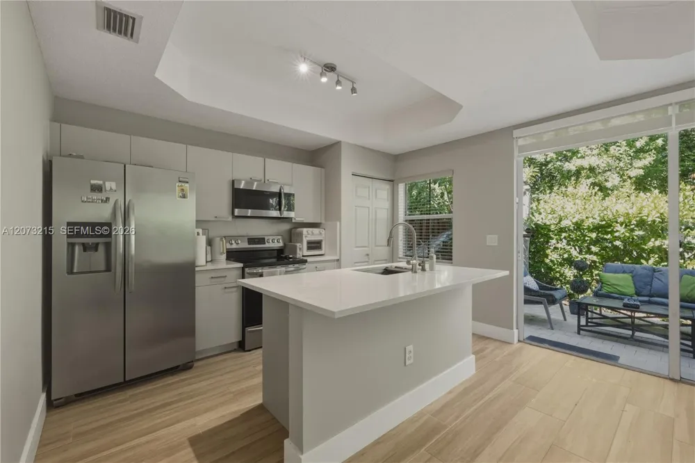 4965 W White Mangrove Way W #102-1 Dania Beach, FL 33312