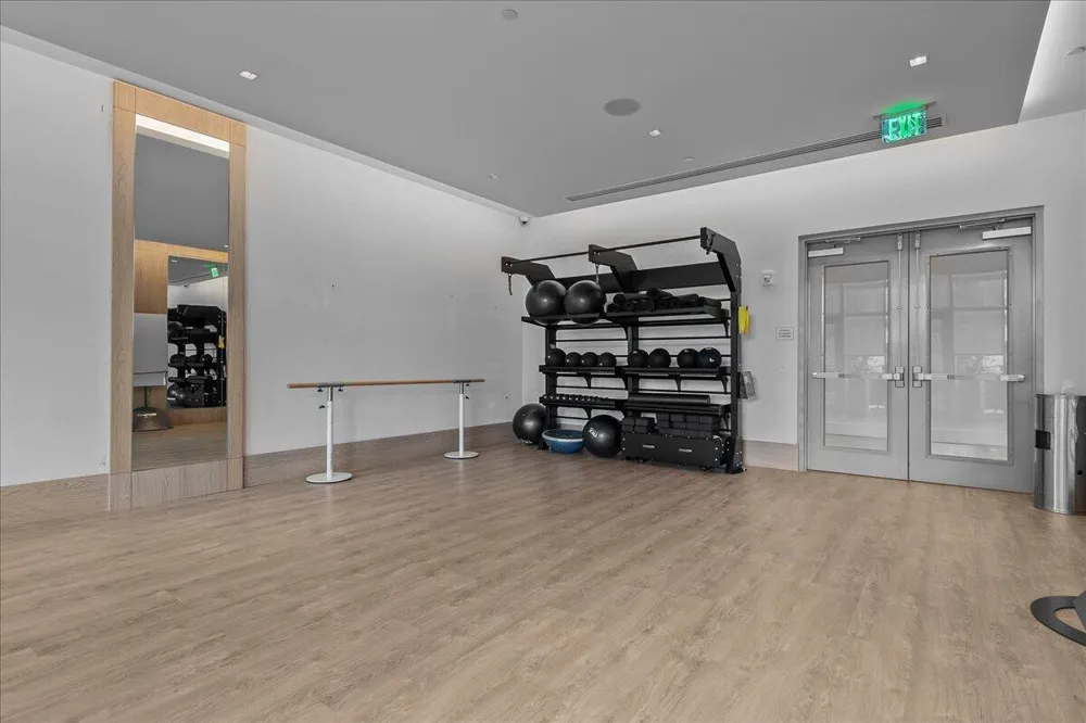 220 LAKE SHORE DRIVE #710 West Palm Beach, FL 33403