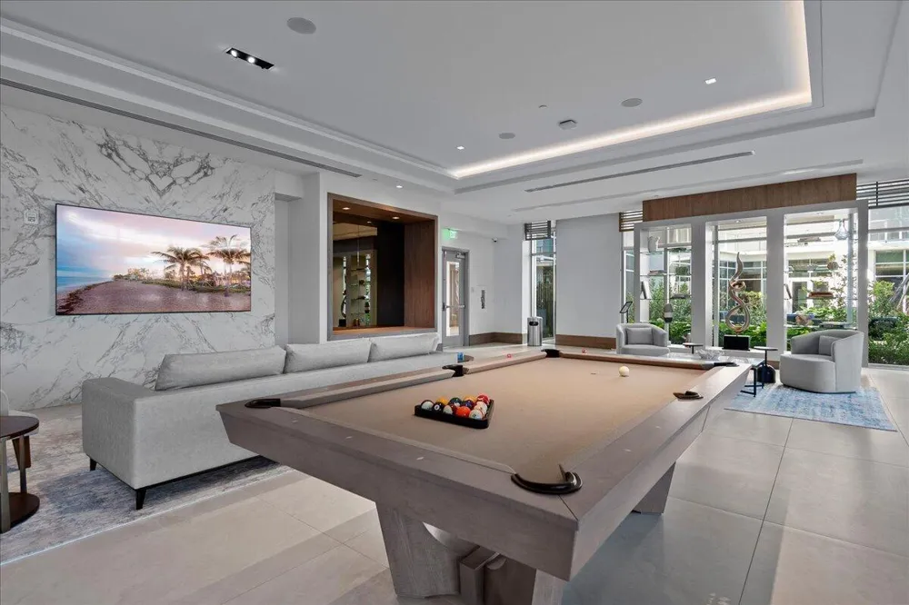 220 LAKE SHORE DRIVE #710 West Palm Beach, FL 33403