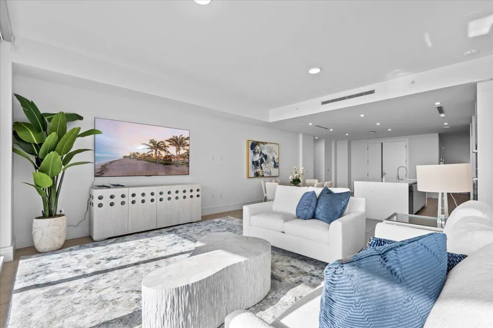 220 LAKE SHORE DRIVE #710 West Palm Beach, FL 33403
