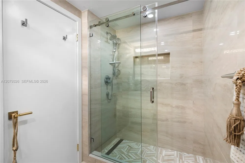 701 Brickell Key Blvd #707 Miami, FL 33131