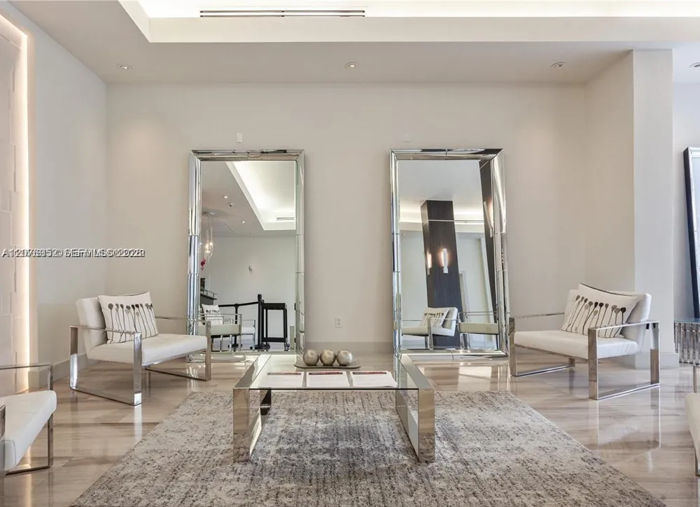1228 West Ave #1006 Miami Beach, FL 33139