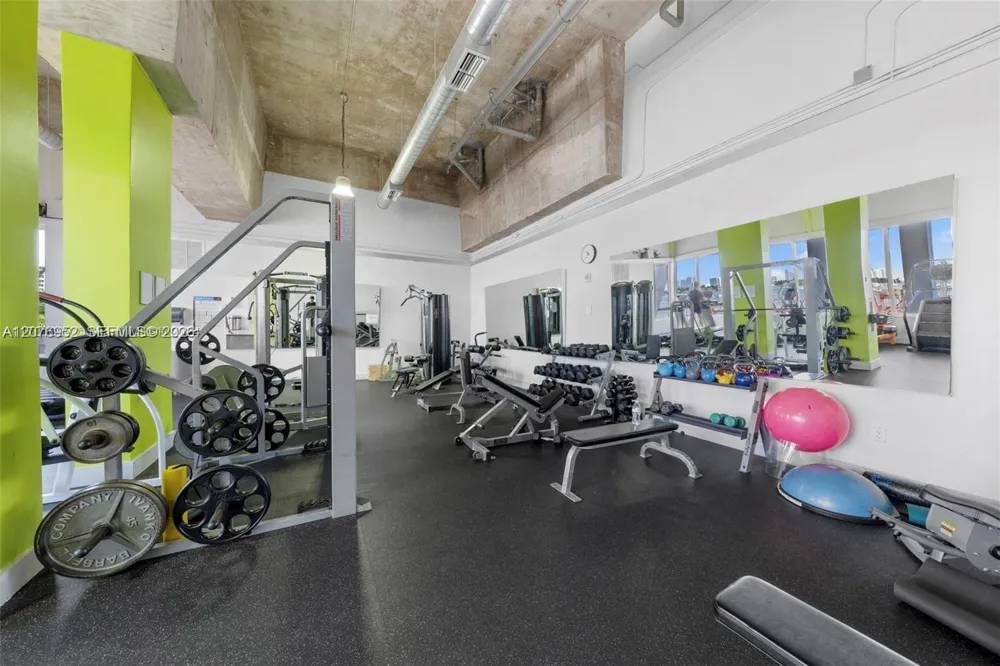 1228 West Ave #1006 Miami Beach, FL 33139