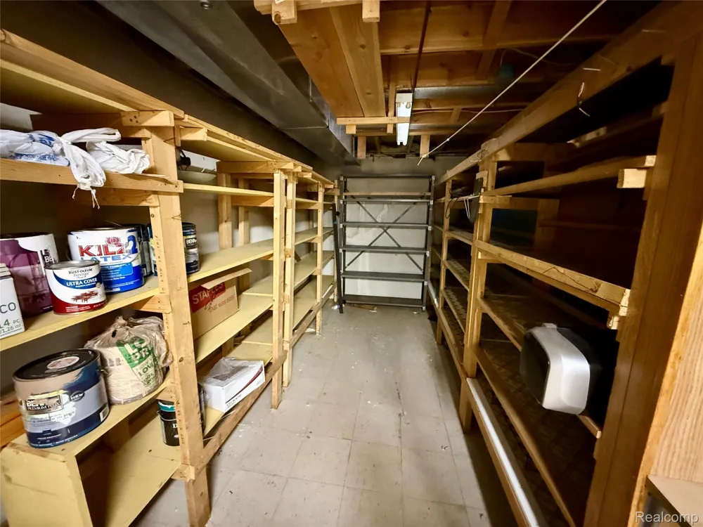 38505 Yarmouth Street Clinton Charter Township, MI 48038