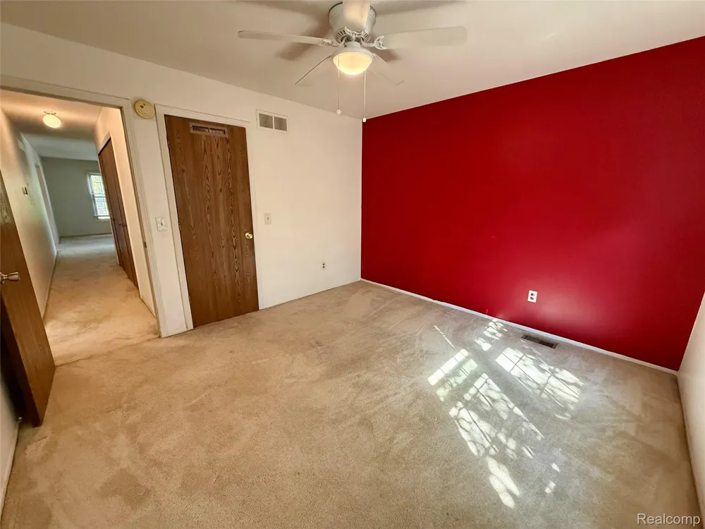 38505 Yarmouth Street Clinton Charter Township, MI 48038