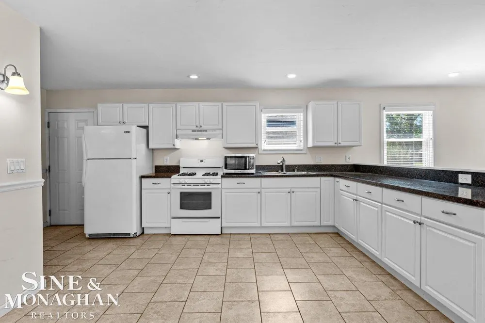 408 Conley Avenue Algonac City, MI 48001