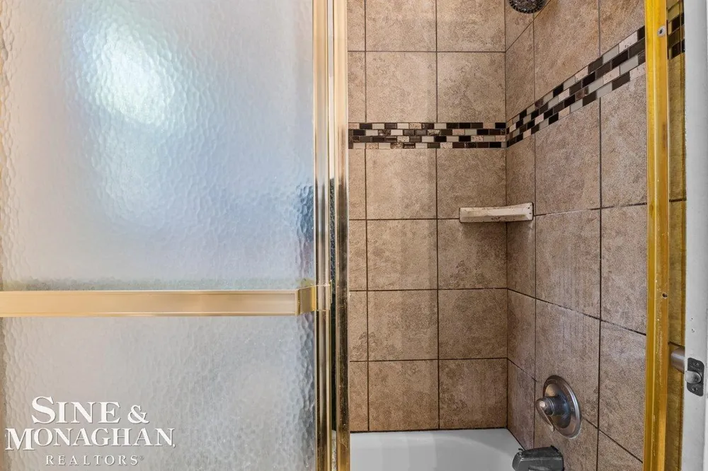 408 Conley Avenue Algonac City, MI 48001
