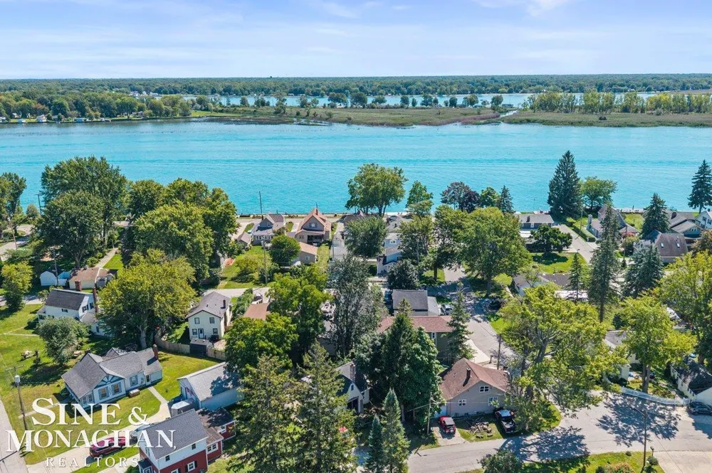408 Conley Avenue Algonac City, MI 48001