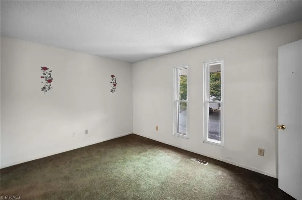 3705 Heathrow Drive Winston-Salem, NC 27127