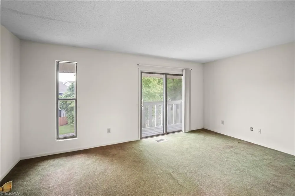 3705 Heathrow Drive Winston-Salem, NC 27127
