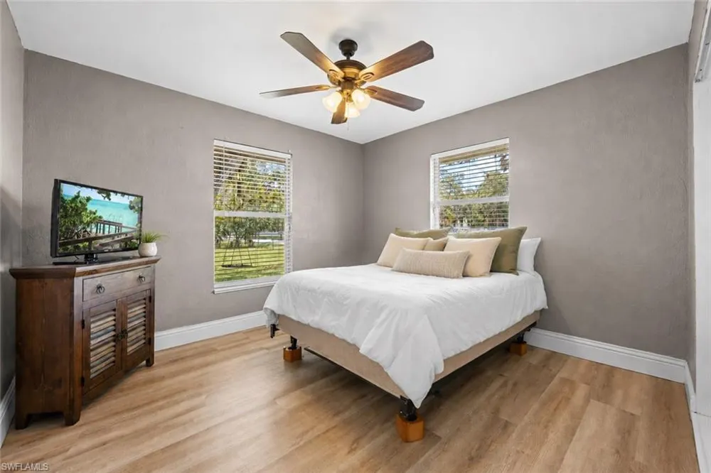 311 S Oak Street Labelle, FL 33935