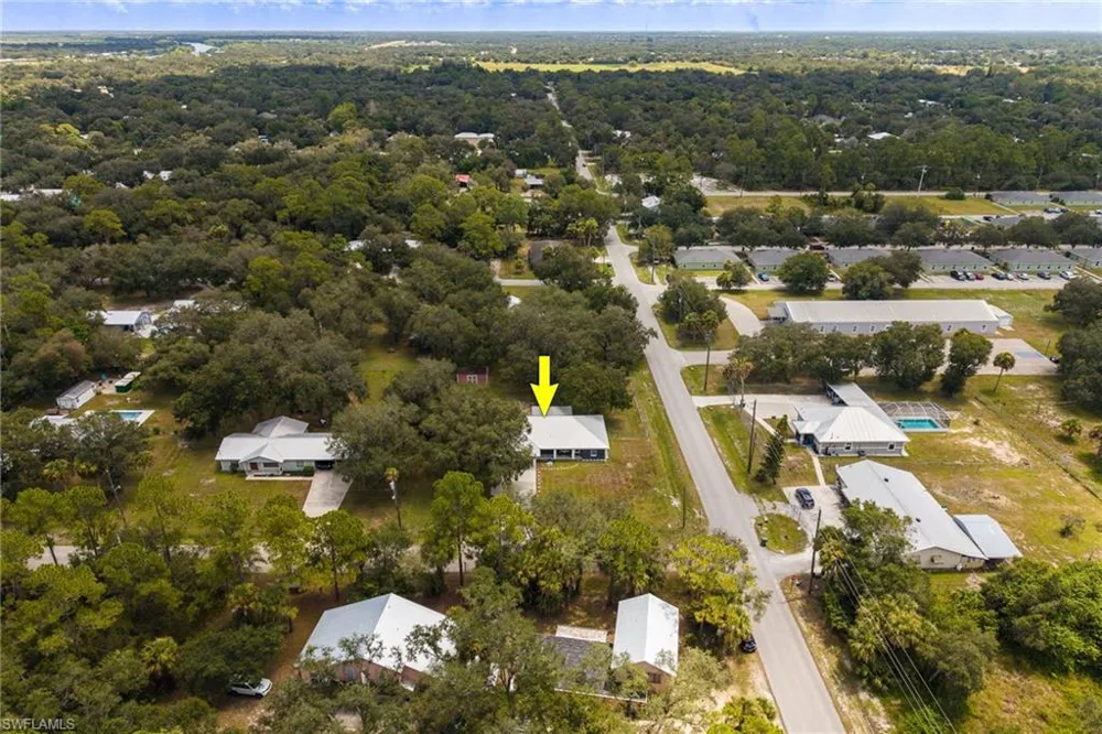 311 S Oak Street Labelle, FL 33935