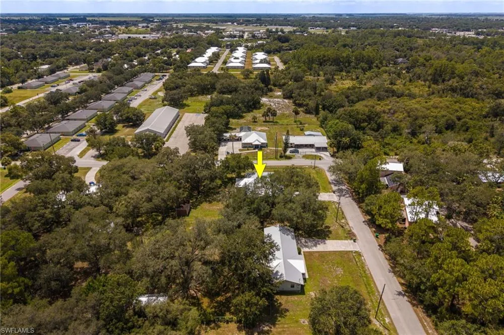 311 S Oak Street Labelle, FL 33935