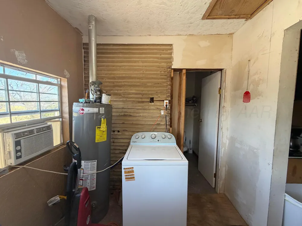 613 HAZEL STREET Pampa, TX 79065
