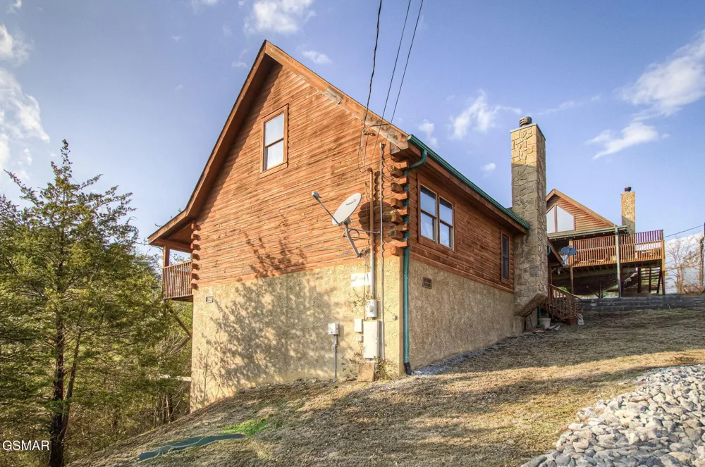 2505 Fleming Way Sevierville, TN 37876