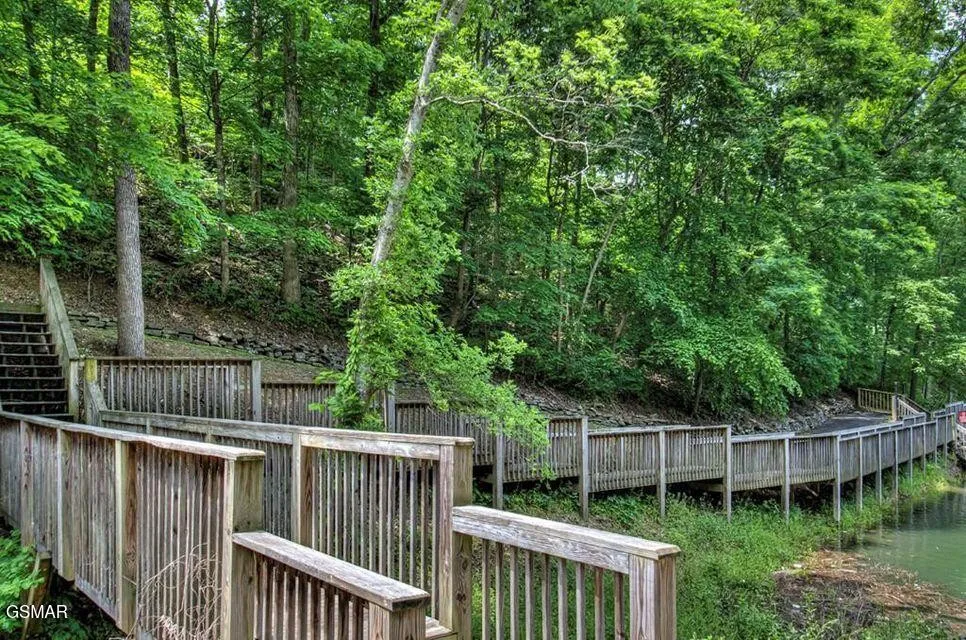 2505 Fleming Way Sevierville, TN 37876