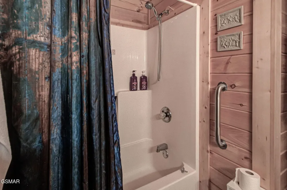 2505 Fleming Way Sevierville, TN 37876