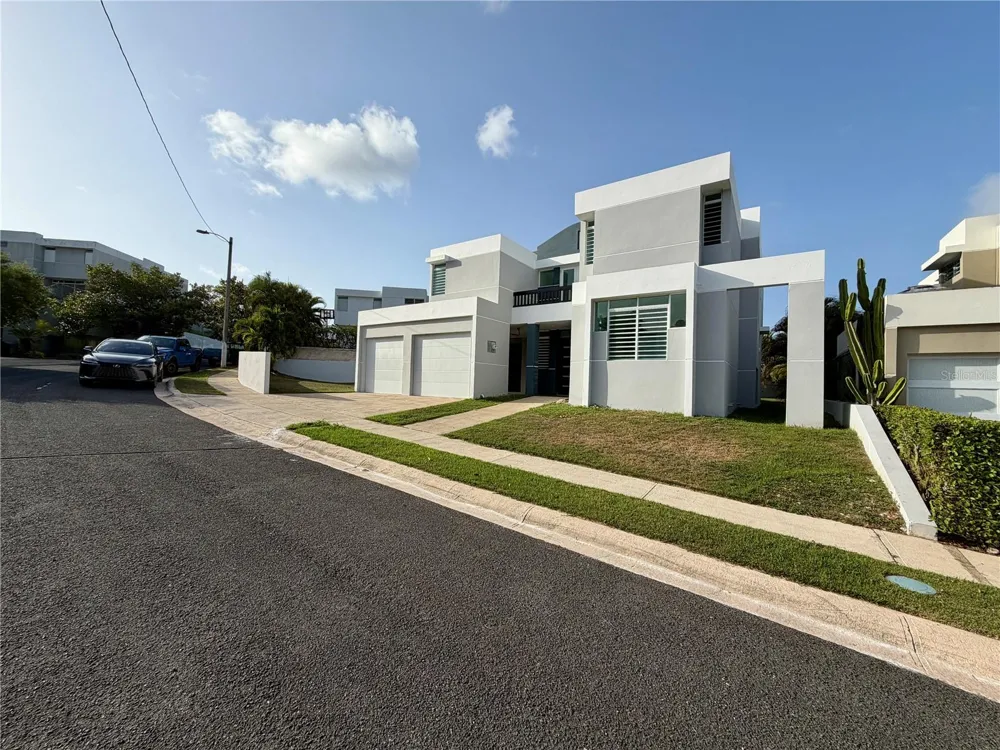 G704 ESTANCIAS DEL BOSQUE Trujillo Alto, PR 00976