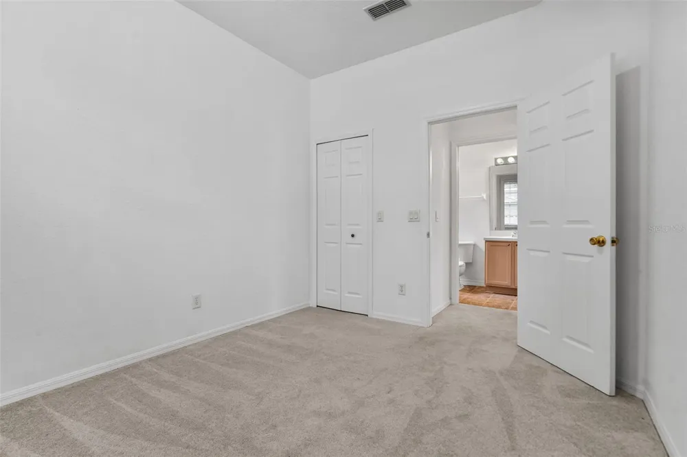 238 HAMPTON DRIVE Davenport, FL 33897