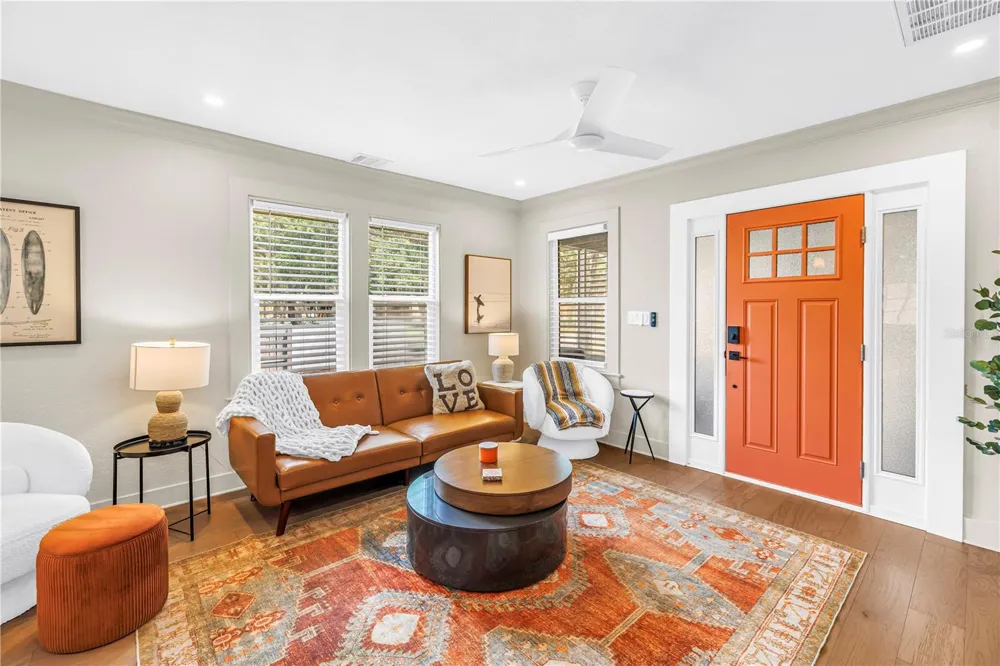 1323 7TH AVENUE St Petersburg, FL 33705