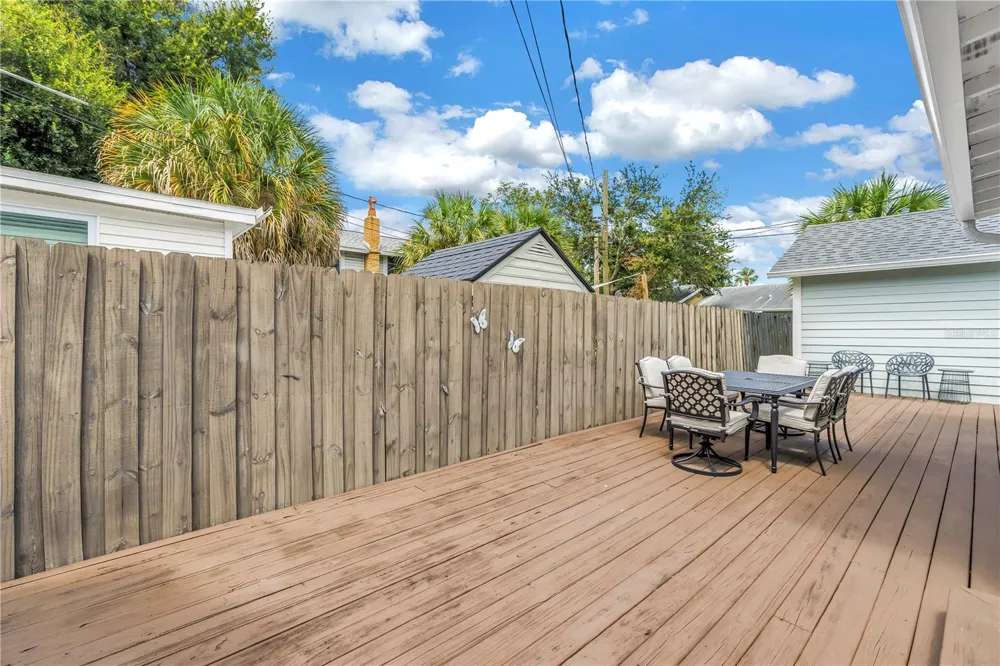 1323 7TH AVENUE St Petersburg, FL 33705