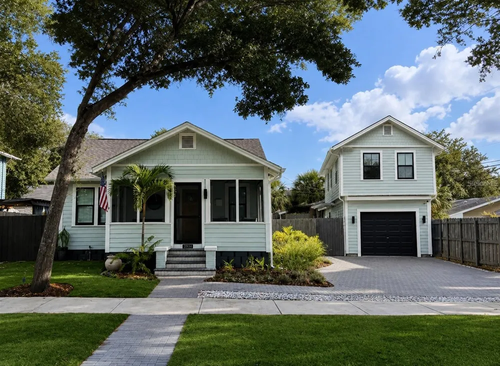 1323 7TH AVENUE St Petersburg, FL 33705