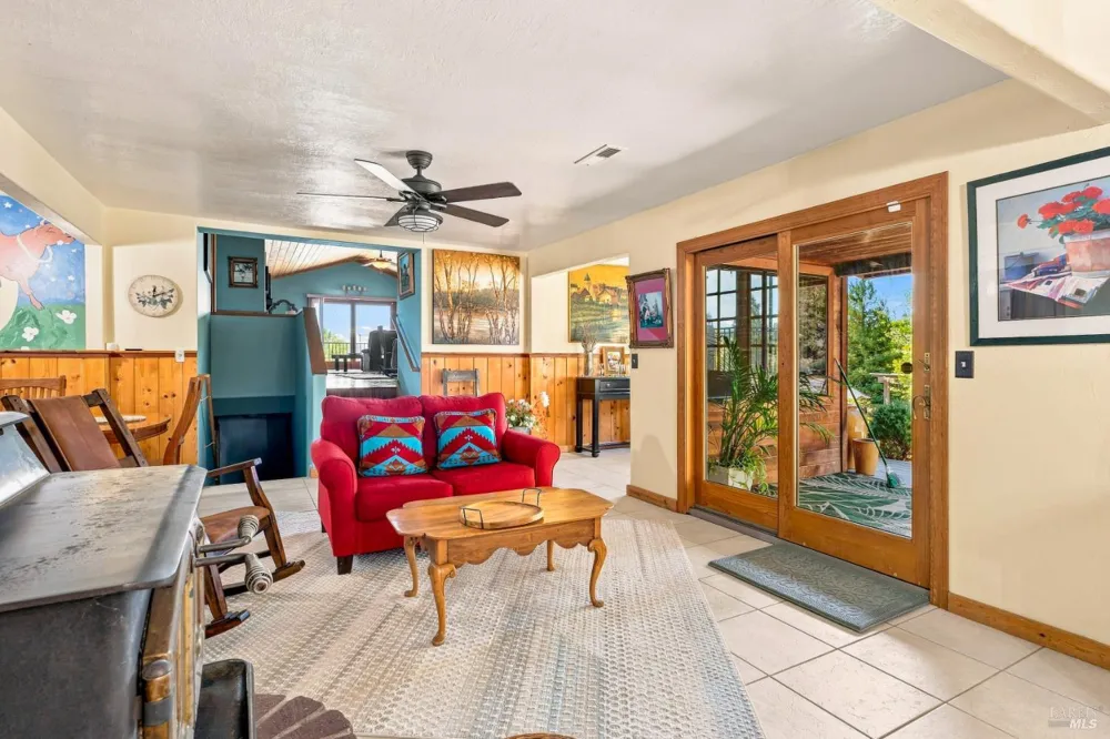 3991 Eastside Calpella Road Ukiah, CA 95482