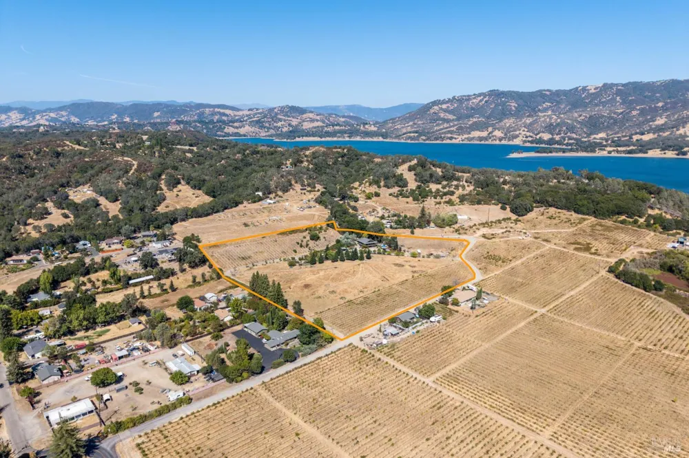 3991 Eastside Calpella Road Ukiah, CA 95482