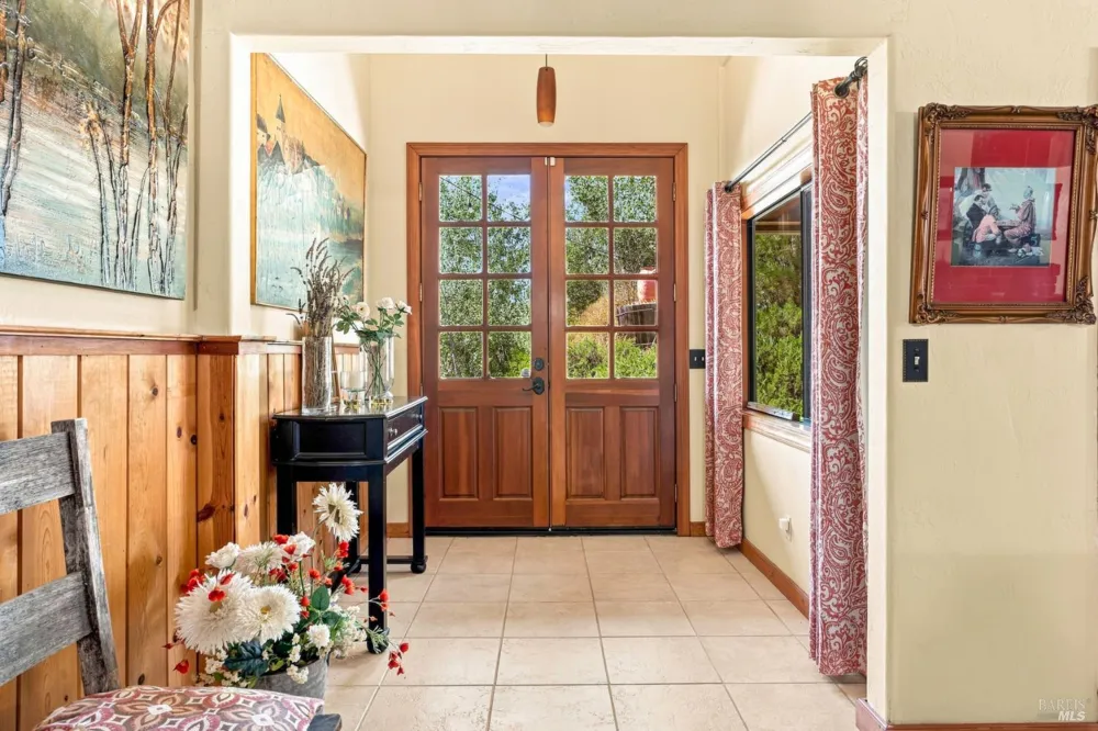 3991 Eastside Calpella Road Ukiah, CA 95482