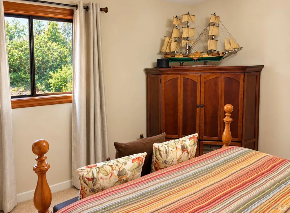 3991 Eastside Calpella Road Ukiah, CA 95482