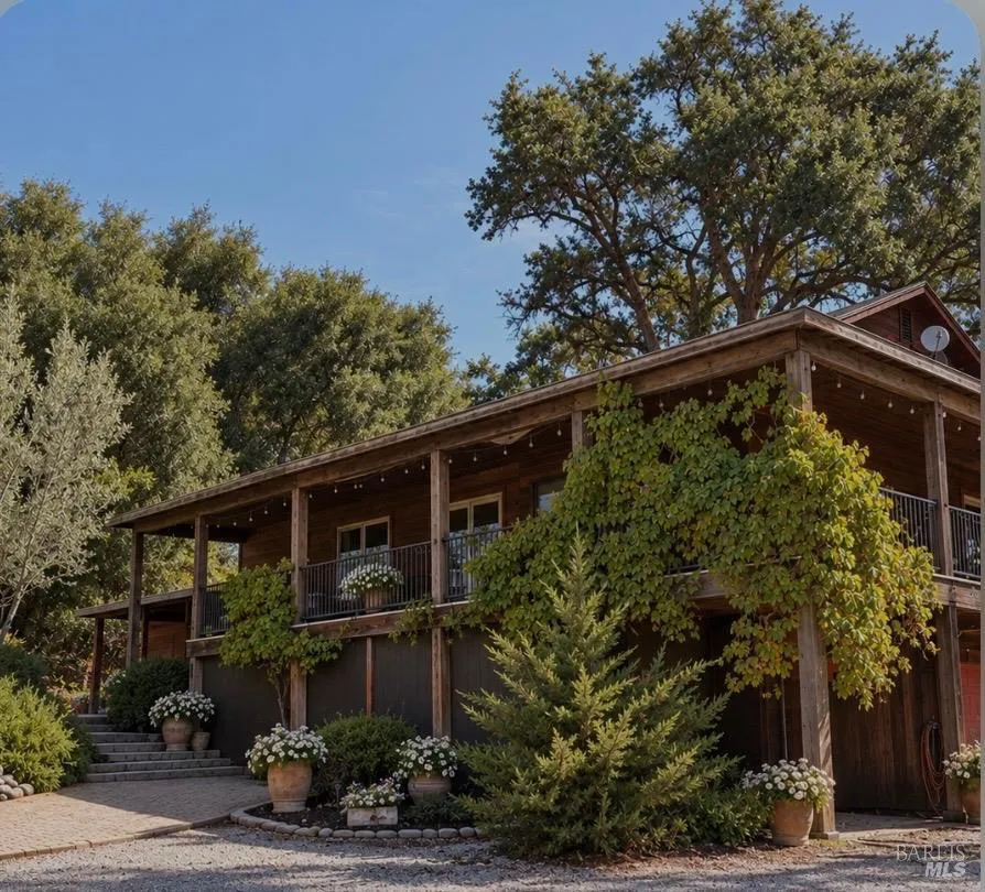 3991 Eastside Calpella Road Ukiah, CA 95482