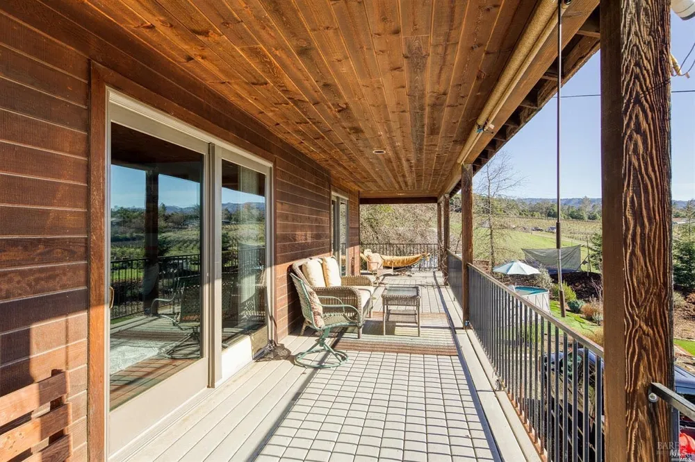 3991 Eastside Calpella Road Ukiah, CA 95482