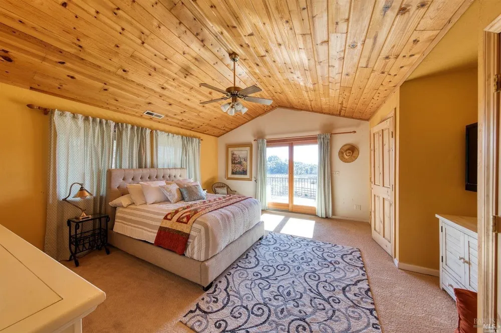 3991 Eastside Calpella Road Ukiah, CA 95482