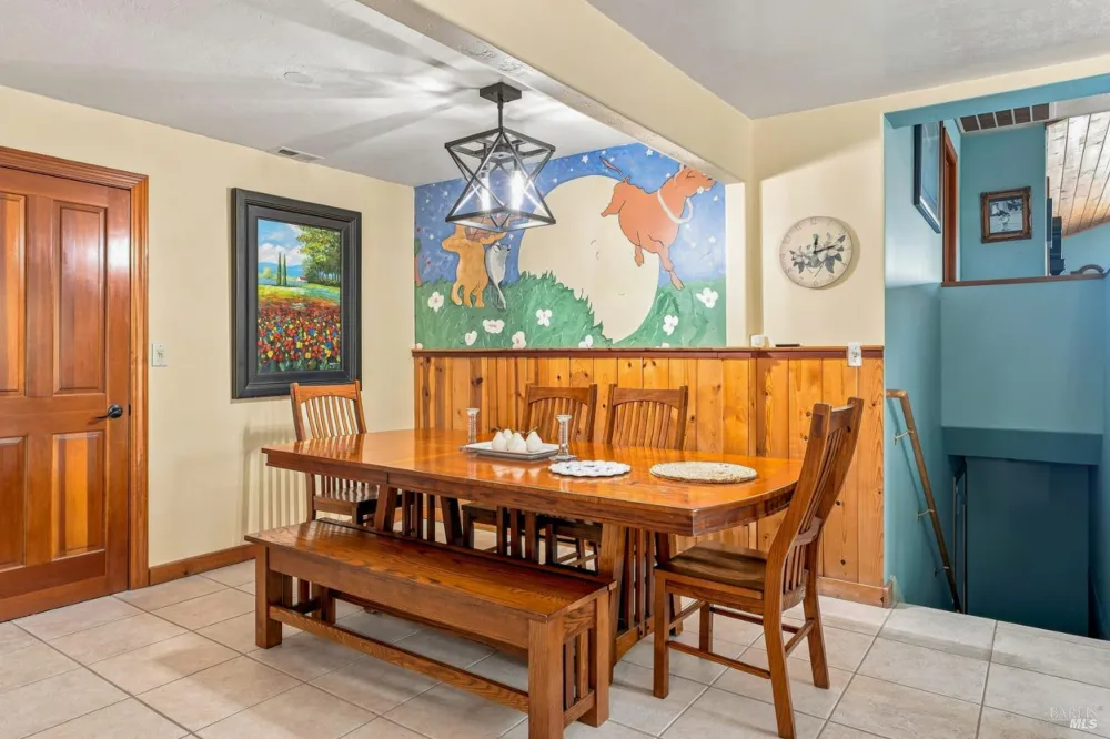 3991 Eastside Calpella Road Ukiah, CA 95482