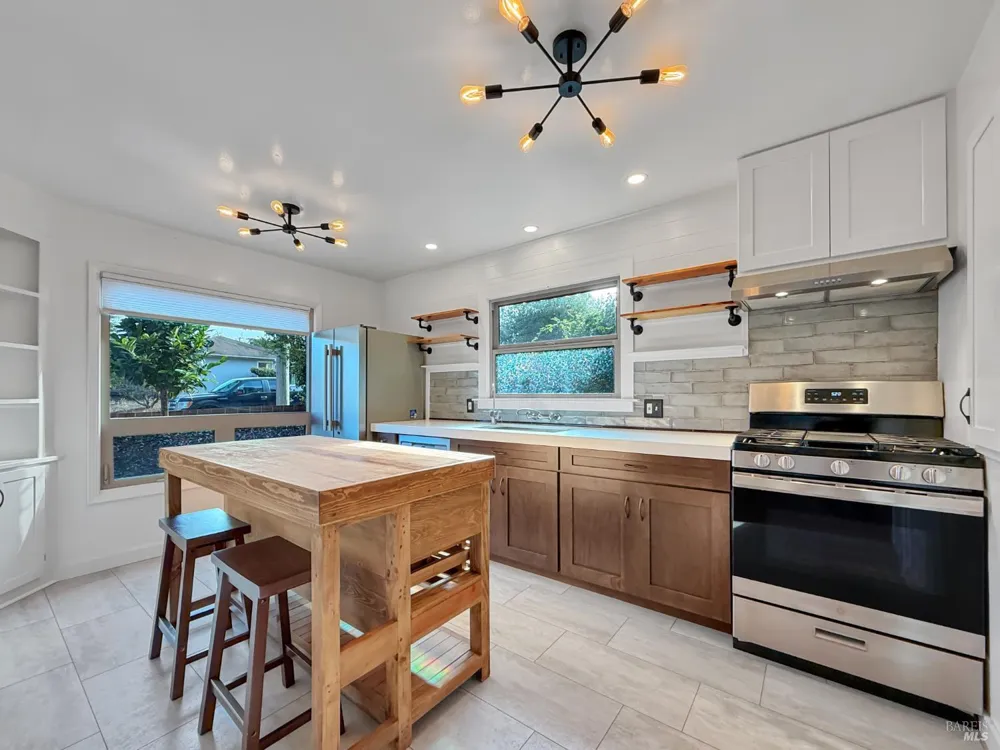 1021 Cedar Street Fort Bragg, CA 95437